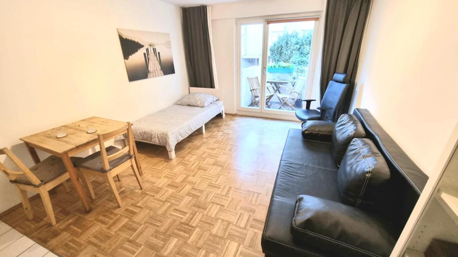 Schwabing Studio With Garden Views München Eksteriør billede